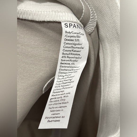 Spanx On the Go Kick Flare Pants Ultimate Opacity Technology 20373Q White - Picture 9 of 11